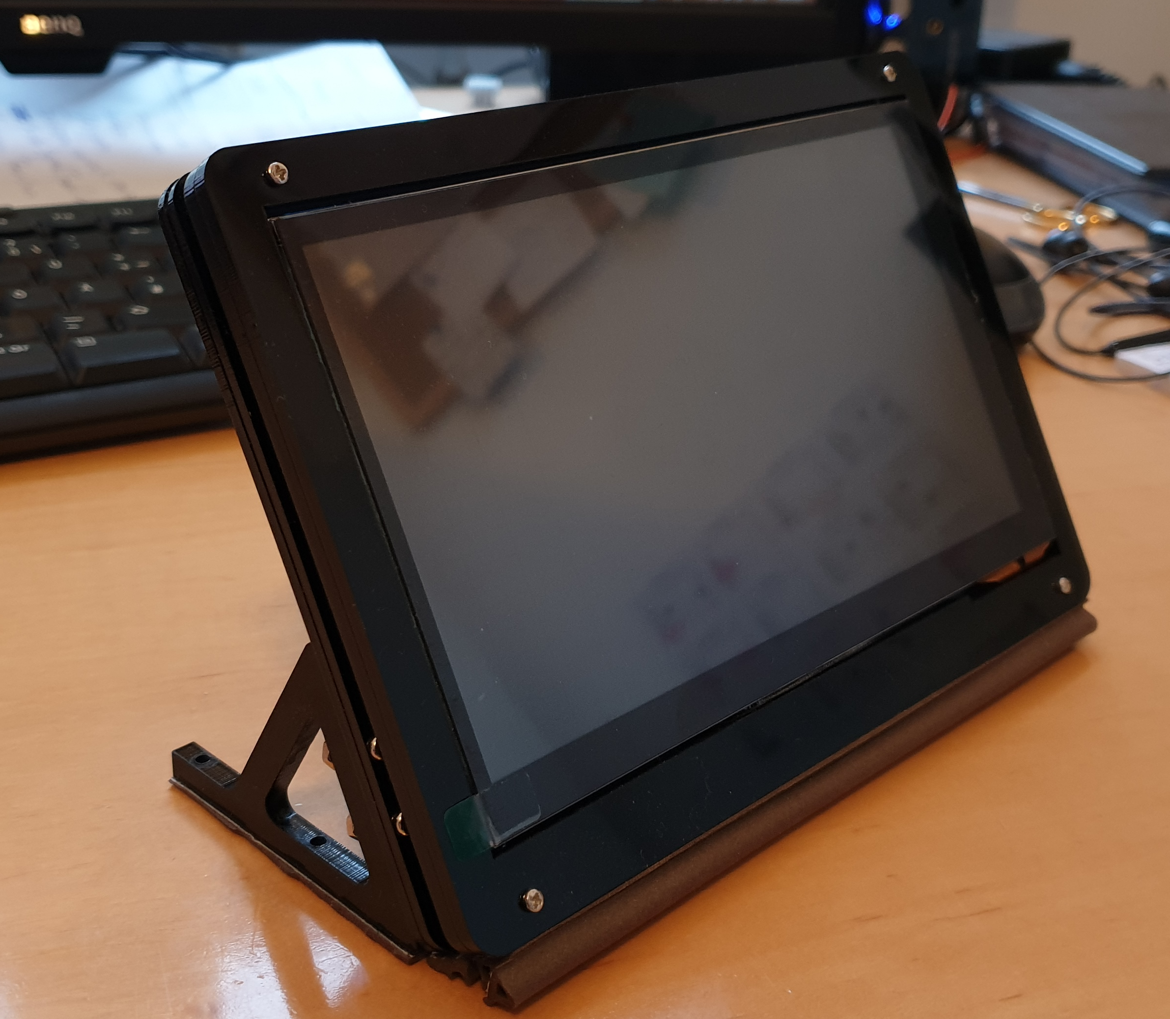 Raspberry pi with Kuman 7 inch touchscreen, mounted, front view